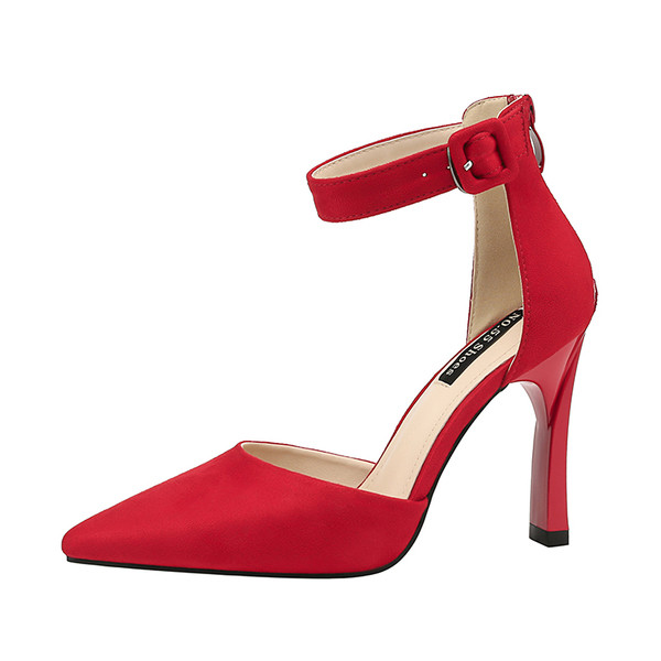 Pantofi de dama de piele intoarsa semideschisi cu inchidere la glezna