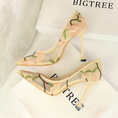 Pantofi eleganti de dama cu motive florale in mai multe culori