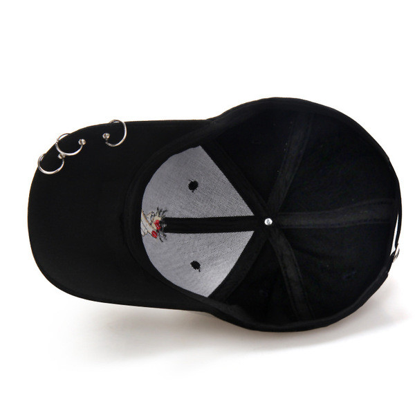 Palarie sport dama cu inele decorative si aplicatie