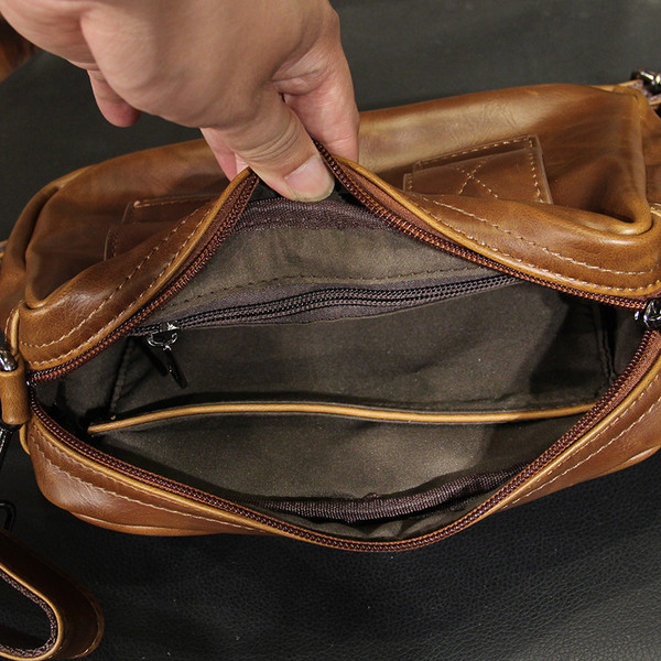Geantă bărbătească elegantă, cu buzunare exterioare maro