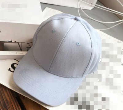 Palarie de dama de piele intoarsa uni cu vizor in mai multe culori