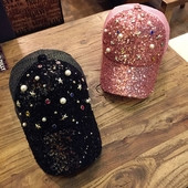 Palarie de dama cu decor - ochiuri, perle si paiete in trei culori