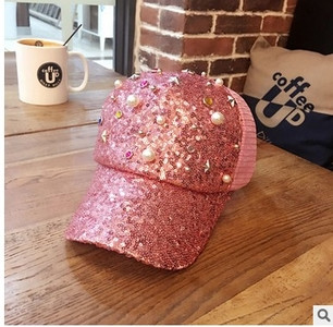 Palarie de dama cu decor - ochiuri, perle si paiete in trei culori