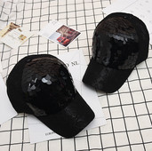 Palarie sport de dama cu paiete de culoare neagra