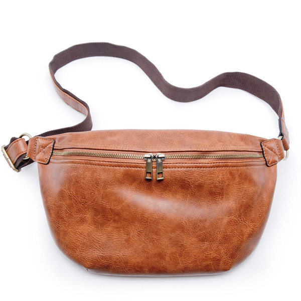 Ανδρική δερμάτινη τσάντα σε μαύρο και καφέ χρώμα