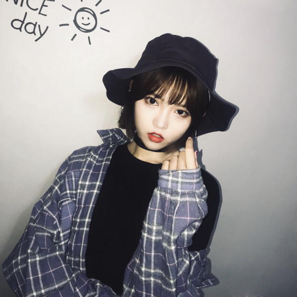 Palarie moderna de dama in mai multe culori