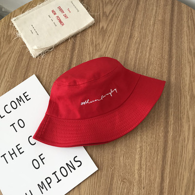 Pălărie modernă pentru femei cu inscripție în cinci culori