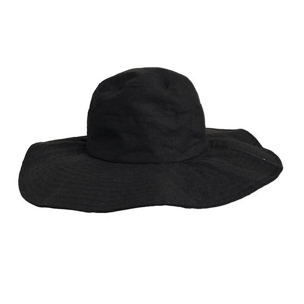 Pălărie modernă pentru femei în negru și maro