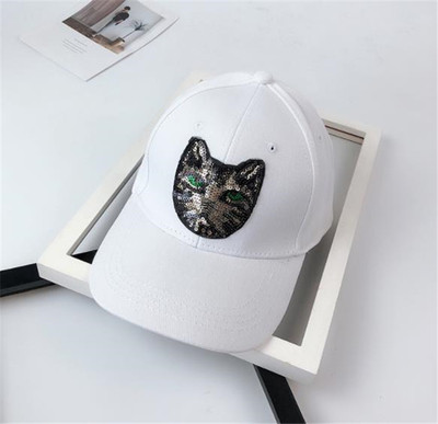 Palarie sport dama cu aplicatie - pisica, in trei culori