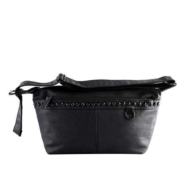 Geanta barbateasca moderna cu decor in culoarea neagra