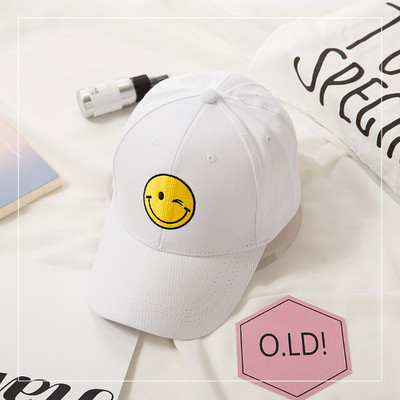 Γυναικείο αθλητικό καπέλο με εφαρμογή σε πέντε χρώματα