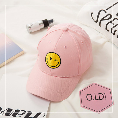 Γυναικείο αθλητικό καπέλο με εφαρμογή σε πέντε χρώματα