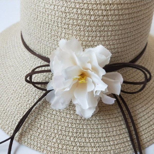 Palarie de vara dama in patru culori cu elemente florale