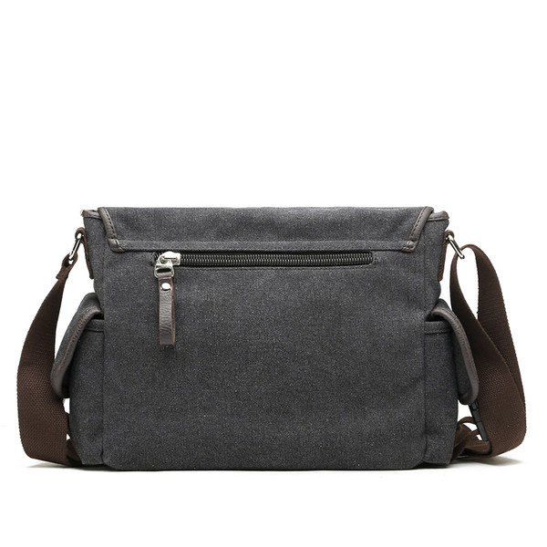 Μεγάλη σπορ ανδρική  τσάντα σε δύο χρώματα