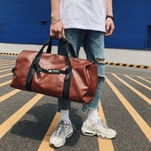 Ανδρική τσάντα σε δύο χρώματα κατάλληλα για ταξίδια ή αθλητισμό