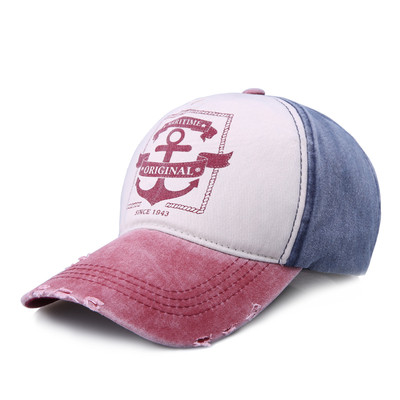 Pălărie sport pentru femei cu inscripție în diferite culori și modele