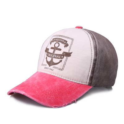 Pălărie sport pentru femei cu inscripție în diferite culori și modele