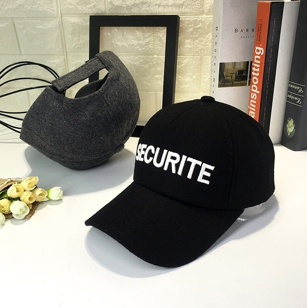 Pălărie sport pentru femei cu inscripție potrivită pentru bărbați și femei în negru și gri