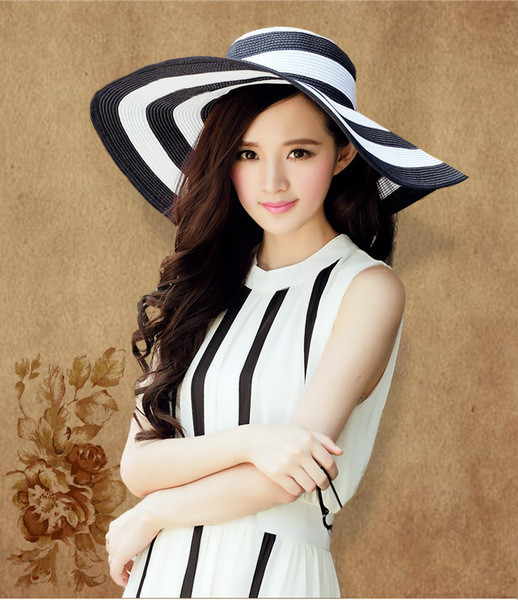 Pălărie de plajă pentru femei în negru, roșu și albastru