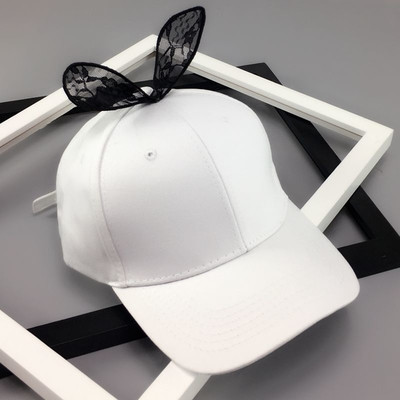 Μοντέρνο γυναικείο αθλητικό καπέλο με διακόσμηση - αυτιά σε τρία χρώματα