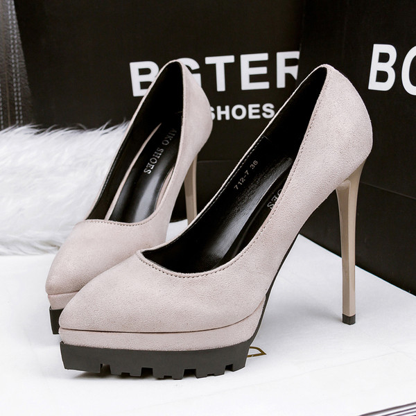 Pantofi cu toc primavara-toamna in mai multe culori