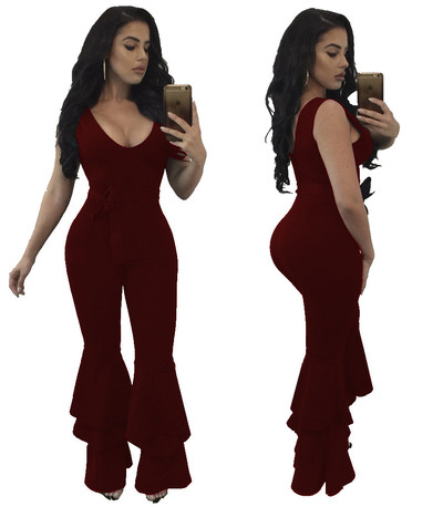 Salopetă de damă elegantă, cu decolteu adânc în patru culori