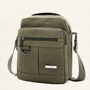 Άνετη ανδρική τσάντα με μεγάλη λαβή σε διάφορα χρώματα