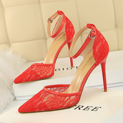 Pantofi eleganti de dama ascutit cu dantela in mai multe culori