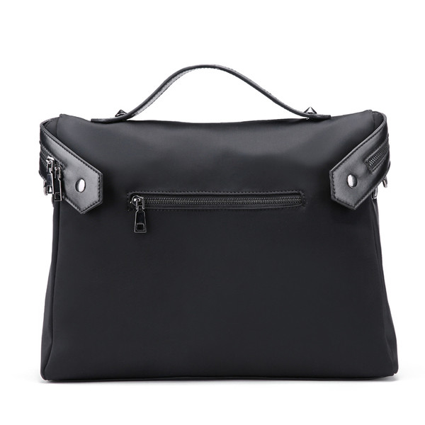 Geantă modernă mare pentru bărbați, în negru, cu inscripție