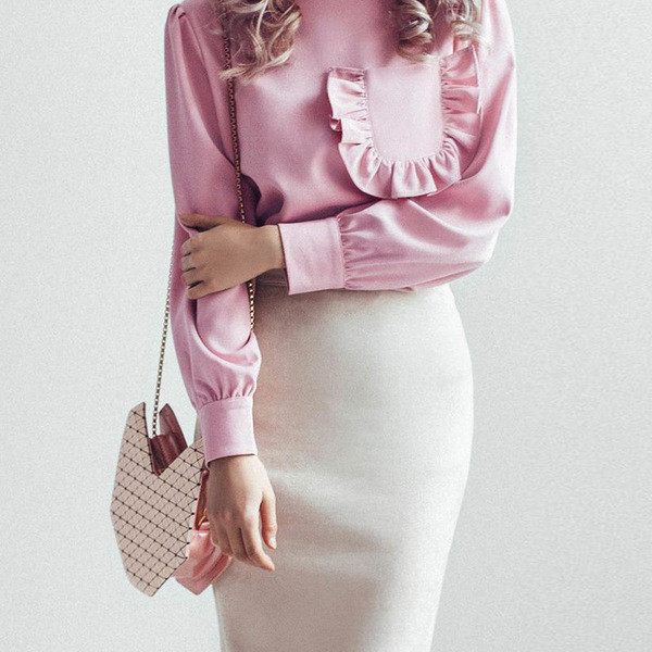 Cămașă elegantă de damă, cu mânecă lungă, cu un buzunar interesant în roz