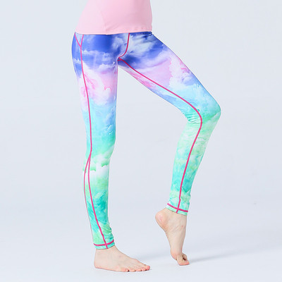 Jambiere de dama colorate in mai multe modele