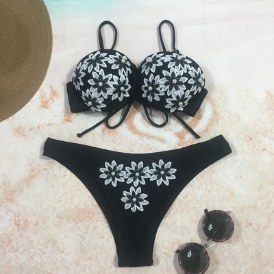 Costum de baie unic de dama in culoarea neagra + decor floral