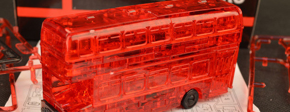 Τρισδιάστατο παζλ με 54 μέρη - ένα λεωφορείο σε δύο χρώματα