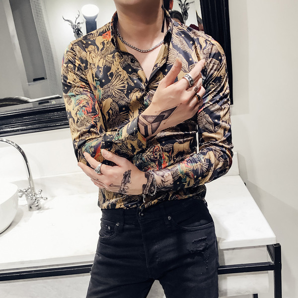 Cămașă modernă pentru bărbați cu motive florale în diferite modele și culori