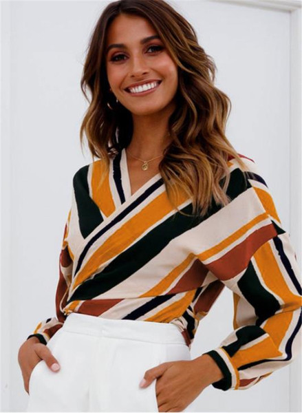 Cămașă NOUĂ de damă cu mâneci lungi și decolteu în V