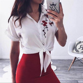 Cămașă albă de damă cu mâneci scurte și broderie în mai multe variante