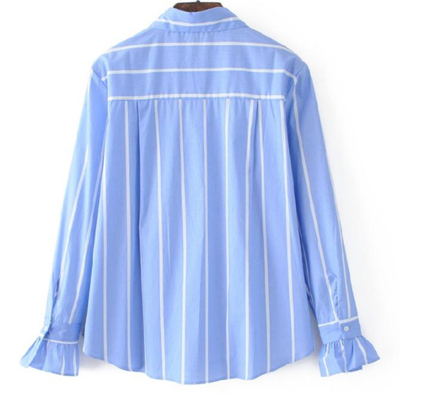 Cămașă elegantă de damă în dungi albastre
