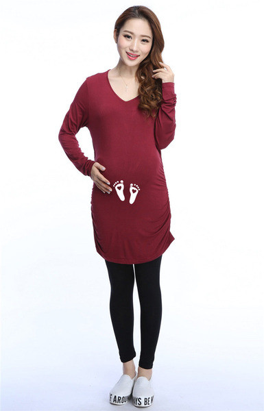 Tenis cu maneca lunga si aplicatie pentru gravide