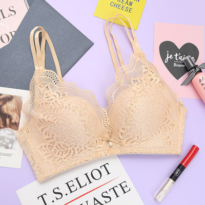 Γυναικεία δαντελένια σουτιέν με επένδυση σε διάφορα χρώματα