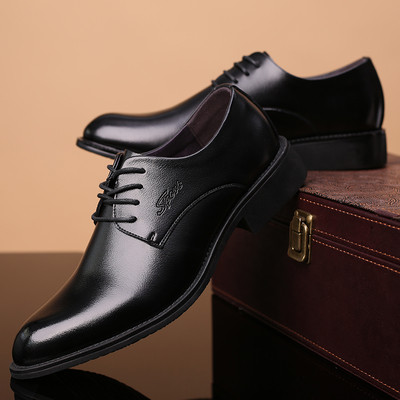 Pantofi formali pentru bărbați ascuțiți în negru