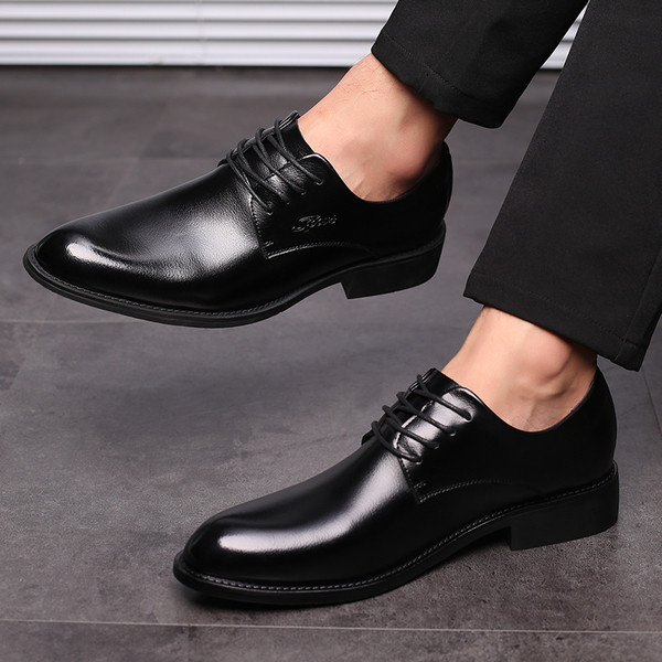 Pantofi formali pentru bărbați ascuțiți în negru