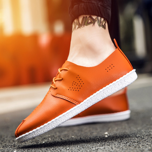 Pantofi de bărbați sport-eleganți în trei culori