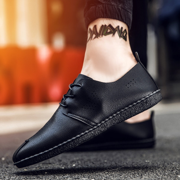 Pantofi de bărbați sport-eleganți în trei culori