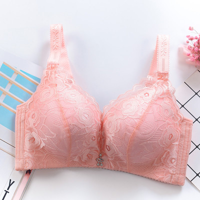 Sutien de dama cu cupa tare cu element de dantela si pandantiv metalic