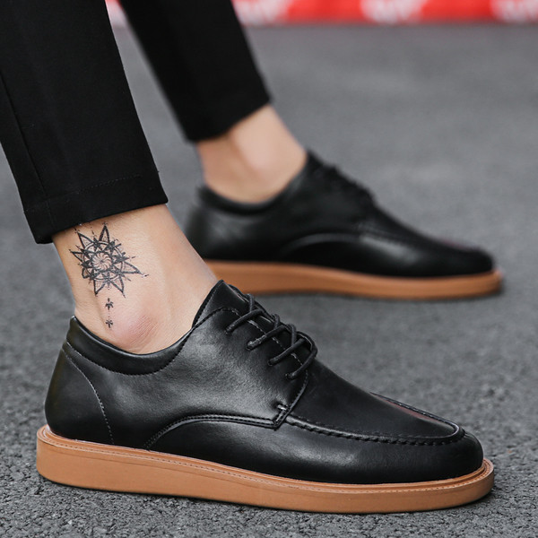 Pantofi barbatesti cu sireturi in doua culori