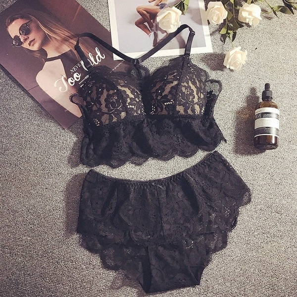 Set dantela dama in mai multe culori