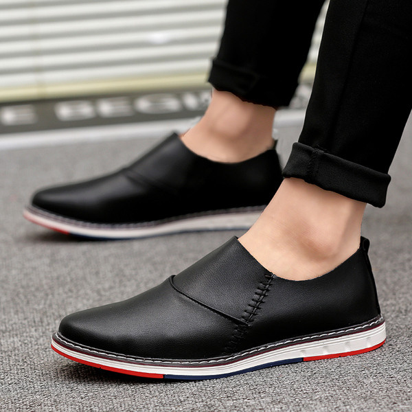 Pantofi barbatesti moderni cu decor colorat in doua modele