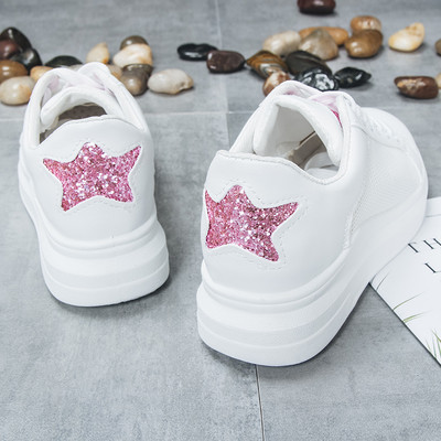 Άνετα πάνινα παπούτσια με λαμπερό αστέρι εφαρμογής