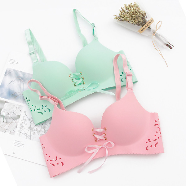 Γυναικείο σουτιέν  με ρυθμιζόμενους ιμάντες ώμου και κορδέλα