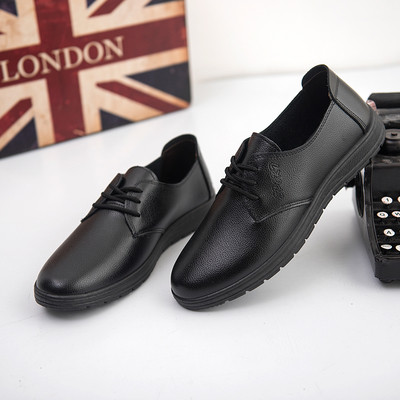 Заоблени мъжки обувки в черен и кафяв цвят - два модела